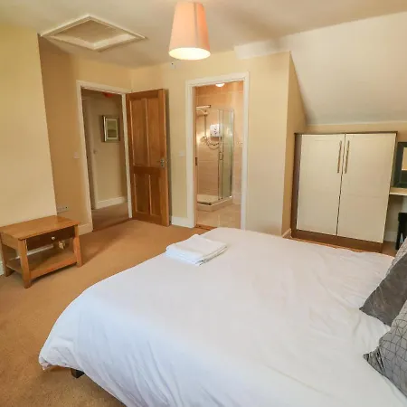 8 An Seanachai Holiday Homes *